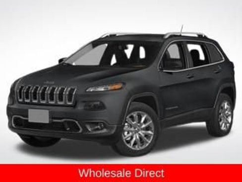 Used 2015 Jeep Cherokee Latitude w/ Cold Weather Group image 5