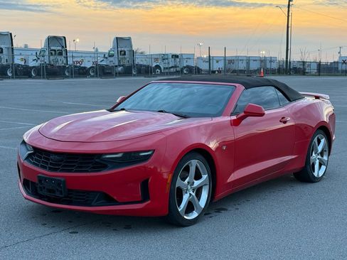 Used 2020 Chevrolet Camaro LT RWD image 6