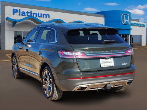 Used 2023 Lincoln Nautilus Reserve w/ Equipment Group 201A image 5