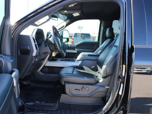 Used 2022 Ford F350 Lariat w/ Chrome Package image 15