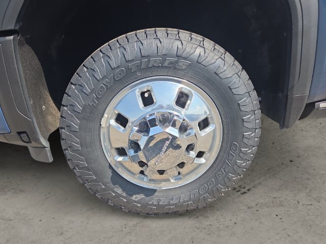 Used 2024 GMC Sierra 3500 Denali w/ Denali Reserve Package AWD/4WD image 9