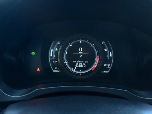 Used 2019 Lexus IS 300 AWD image 3