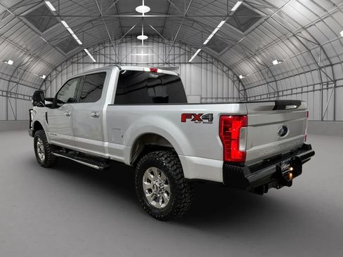 Used 2019 Ford F250 Lariat w/ Chrome Package AWD/4WD image 3