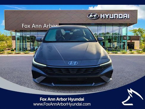 New 2026 Hyundai Elantra Hybrid FWD image 8