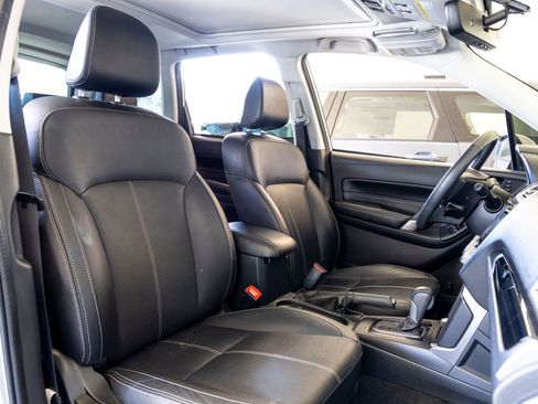 Used 2018 Subaru Forester 2.5i Touring w/ Popular Package #3B image 26