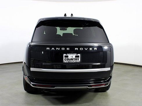 Used 2025 Land Rover Range Rover Autobiography image 6