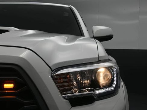 Used 2023 Toyota Tacoma TRD Sport image 13