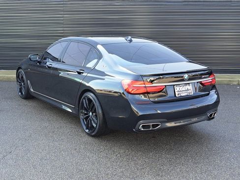 Used 2019 BMW M760i xDrive w/ Luxury Rear Seating Package image 4