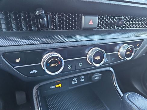 Used 2024 Honda CR-V EX image 28