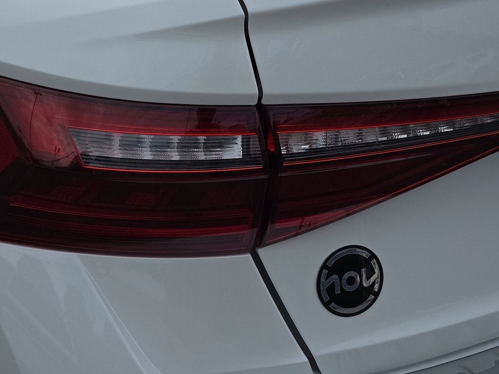 Certified 2026 Volkswagen Jetta SEL FWD image 9