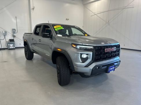 Certified 2023 GMC Canyon Elevation w/ Elevation Premium Package AWD/4WD image 3