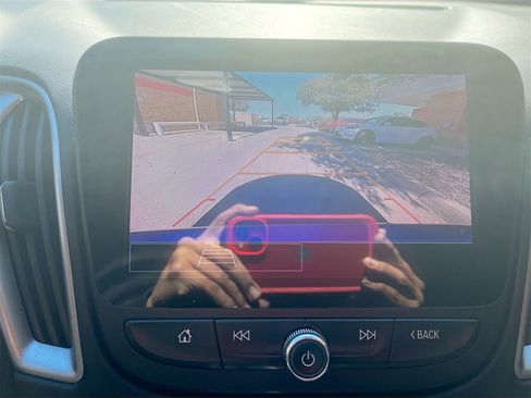 Used 2023 Chevrolet Malibu LT image 13