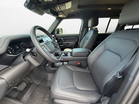 Used 2026 Land Rover Defender 110 S AWD/4WD image 9