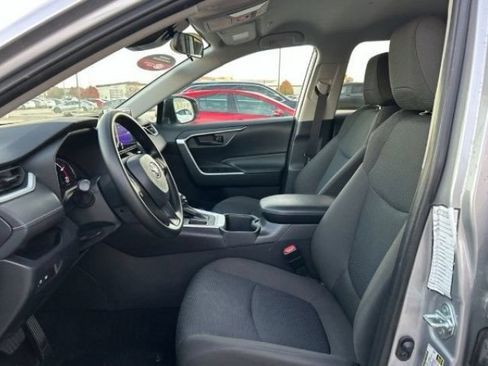 Certified 2024 Toyota RAV4 LE FWD image 8