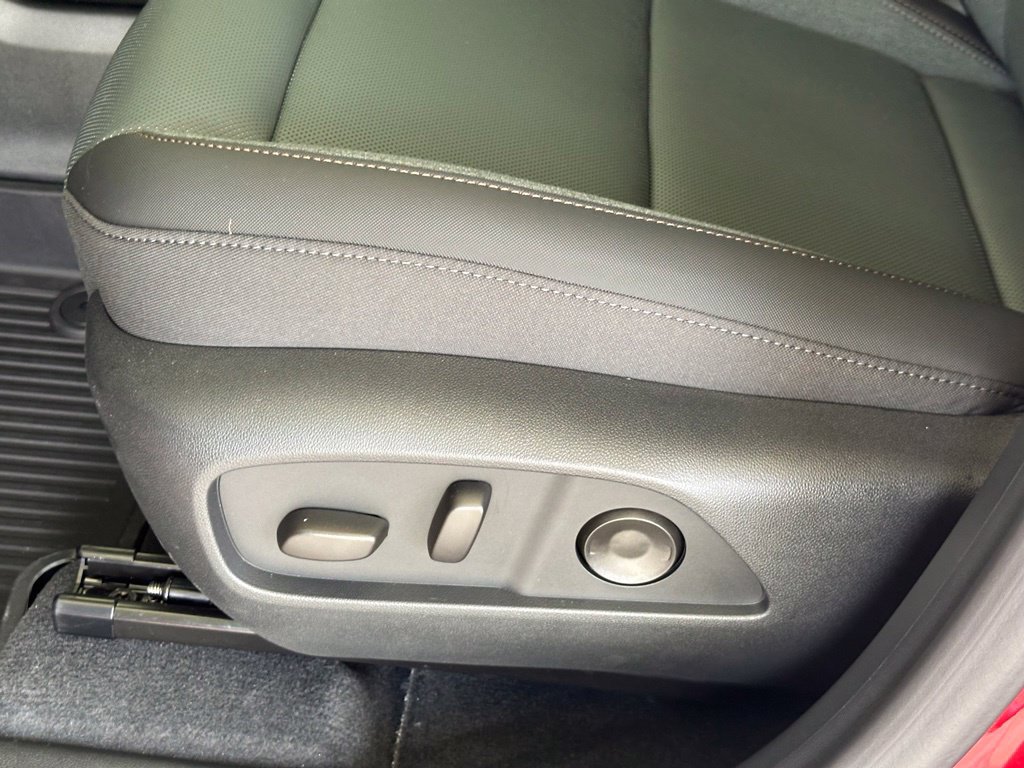 New 2027 GMC Terrain AT4 w/ Convenience Package III AWD/4WD image 15