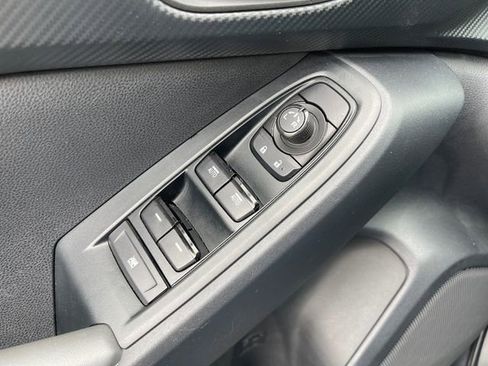 Used 2024 Subaru Crosstrek 2.0i Premium image 29