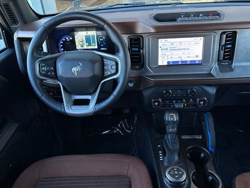 Used 2023 Ford Bronco Outer Banks AWD/4WD image 35