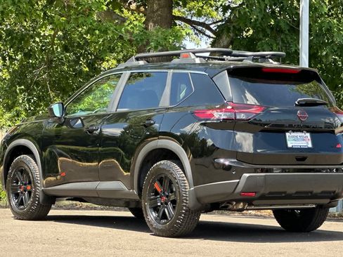 New 2026 Nissan Rogue SV AWD/4WD image 6