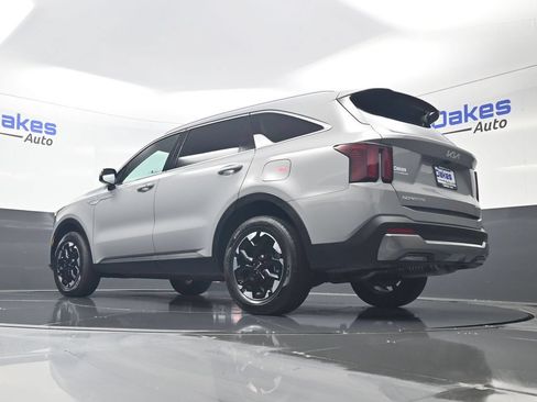 Used 2026 Kia Sorento S AWD/4WD image 44