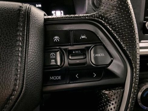 Used 2024 Toyota Tacoma SR image 19