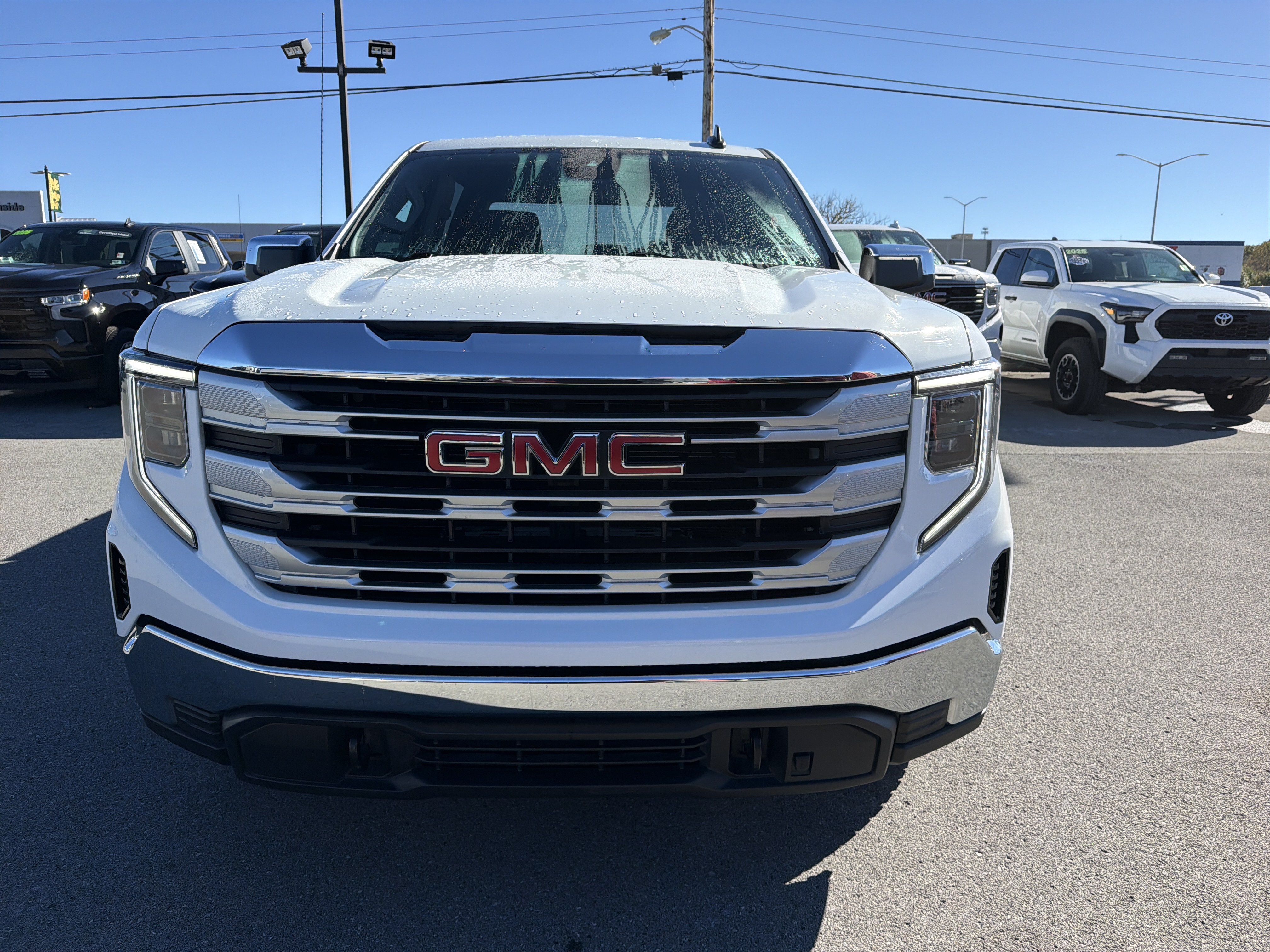 Certified 2024 GMC Sierra 1500 SLE AWD/4WD image 2