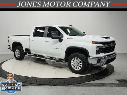 Used 2024 Chevrolet Silverado 2500 LT
