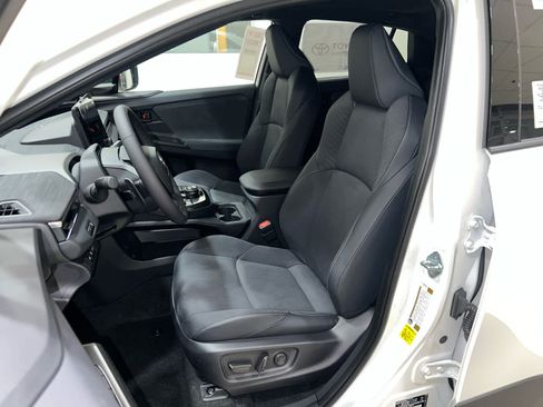 New 2026 Toyota C-HR AWD/4WD image 14