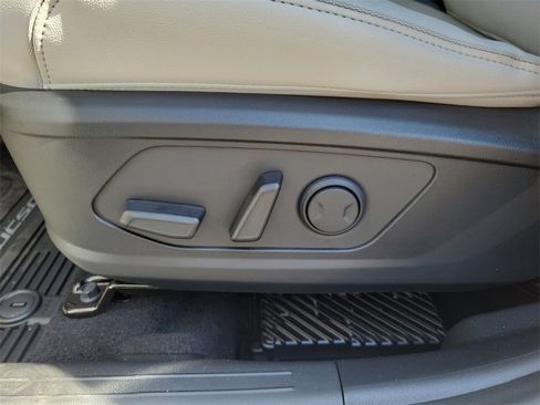 New 2026 Hyundai Tucson Limited image 12