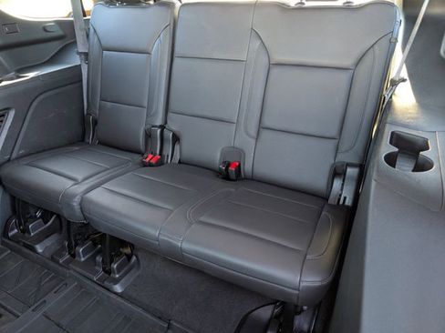 Used 2021 Chevrolet Tahoe Z71 w/ Z71 Signature Package image 28