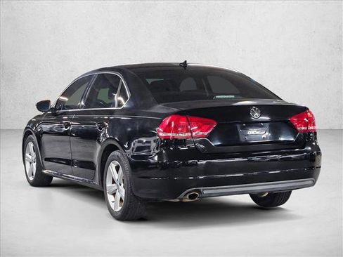 Used 2012 Volkswagen Passat 2.5 SE image 8