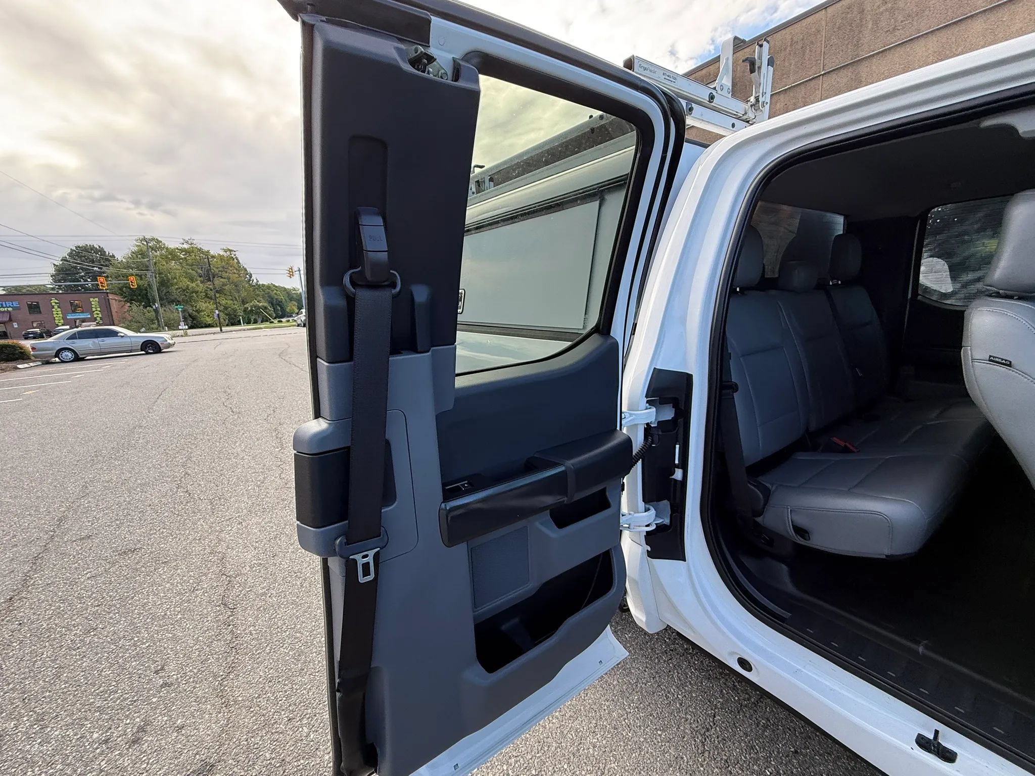 Used 2021 Ford F150 XL w/ Equipment Group 101A High AWD/4WD image 44