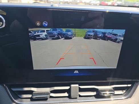Used 2026 Chevrolet Equinox RS w/ LPO, Floor Liner Package FWD image 25