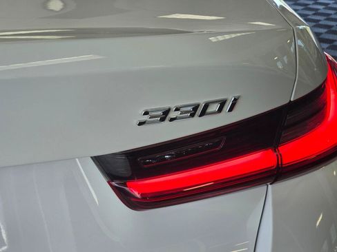 Used 2025 BMW 330i Sedan RWD image 14
