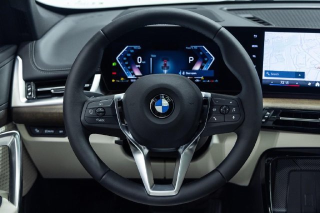 New 2027 BMW X1 xDrive28i AWD/4WD image 17