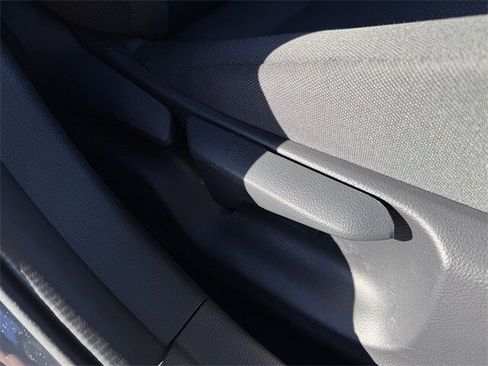 Used 2024 Toyota Prius Limited image 27