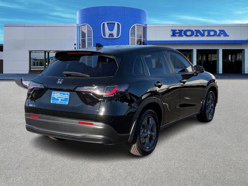 New 2026 Honda HR-V LX image 7