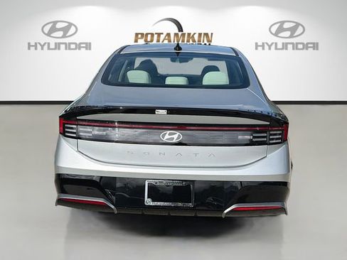 New 2026 Hyundai Sonata SEL FWD image 6