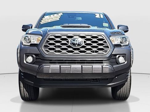 Certified 2021 Toyota Tacoma TRD Sport w/ Technology Package AWD/4WD image 2