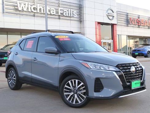 Certified 2024 Nissan Kicks SV w/ Exterior Package FWD image 1