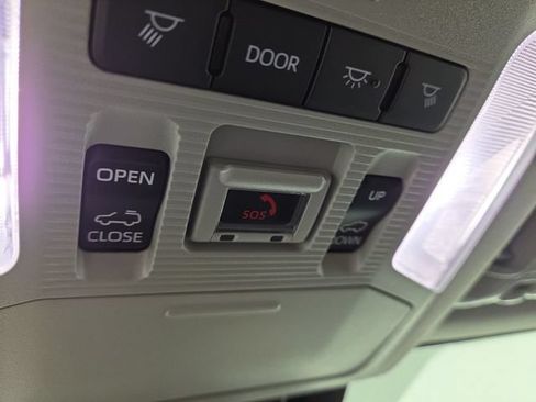 Used 2025 Toyota RAV4 XLE Premium w/ Weather Package AWD/4WD image 27