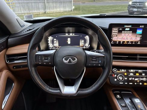 Used 2022 INFINITI QX60 Sensory w/ Vision Package image 16