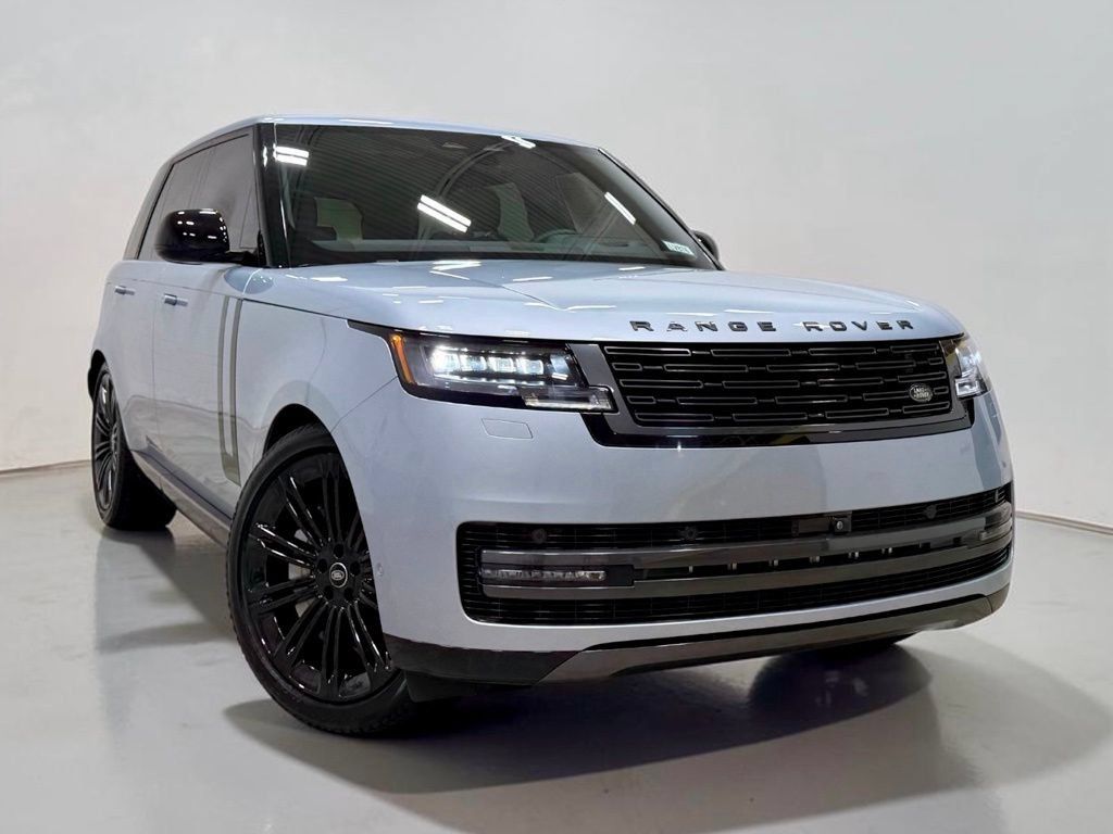 Used 2024 Land Rover Range Rover SE AWD/4WD image 6