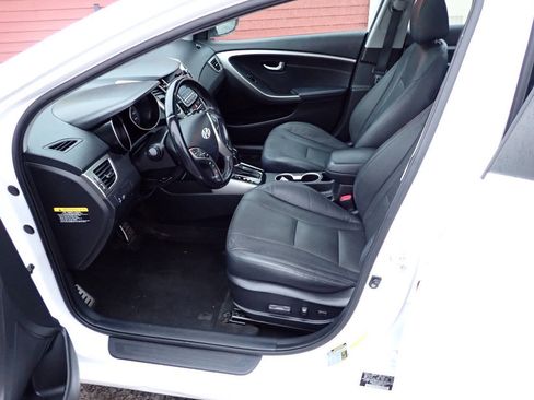 Used 2013 Hyundai Elantra GT w/ Style Pkg FWD image 7