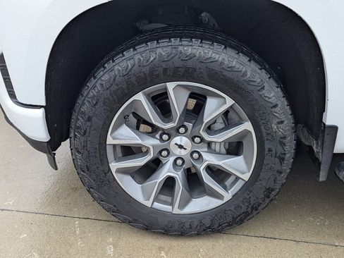 Used 2021 Chevrolet Silverado 1500 RST image 19