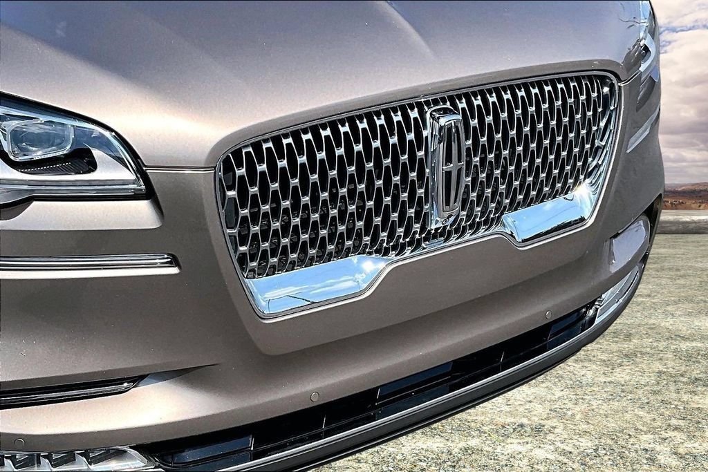 Used 2020 Lincoln Aviator Reserve w/ Equipment Group 202A AWD/4WD image 33