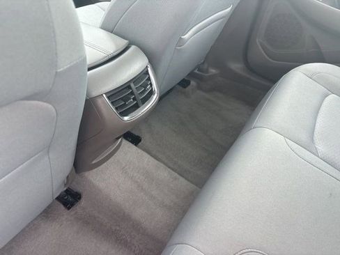 Used 2024 Chevrolet Malibu LT FWD image 33