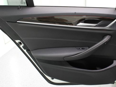 Used 2021 BMW 530i w/ Convenience Package RWD image 55