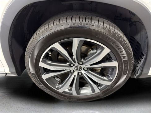 Used 2022 Lexus RX 350L FWD w/ Premium Package image 42
