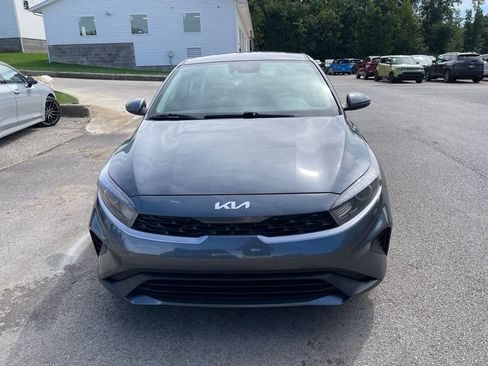 Used 2023 Kia Forte LXS w/ LXS Technology Package FWD image 4