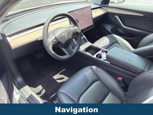 Used 2023 Tesla Model 3 Standard Range RWD image 4